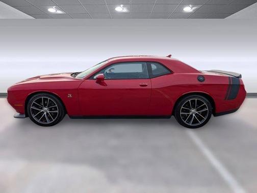 2016 Dodge Challenger R/T Scat Pack
