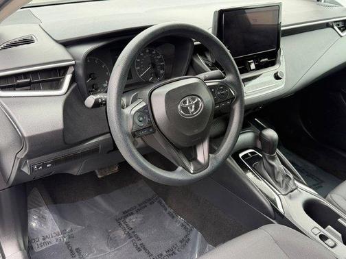 Ice 2024 Toyota Corolla LE