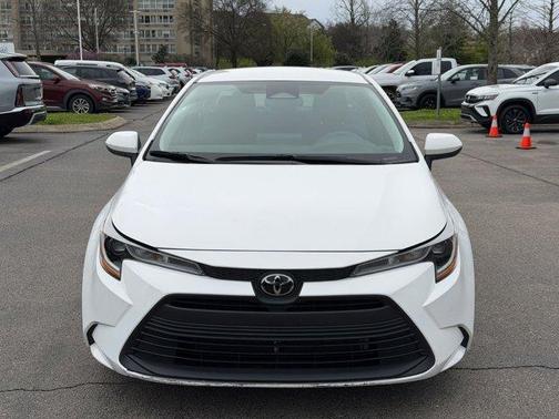 Ice 2024 Toyota Corolla LE