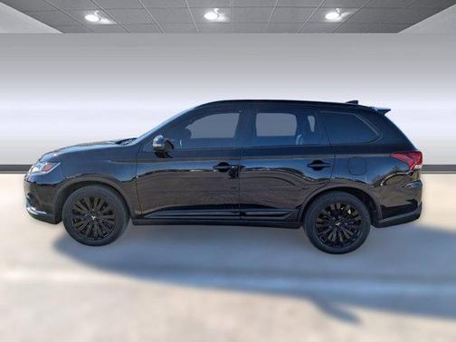 2020 Mitsubishi Outlander SE