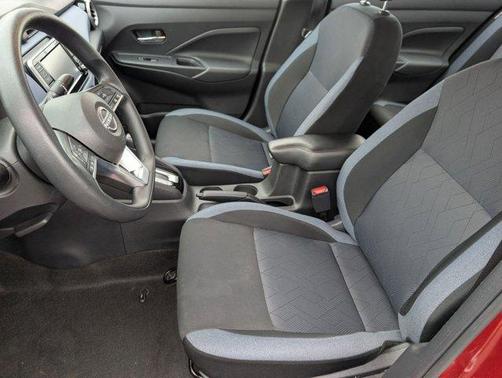 2024 Nissan Versa 1.6 SV