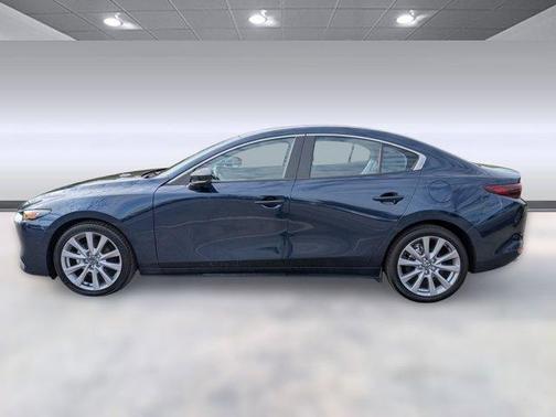 2024 Mazda Mazda3 FWD w/Preferred Package