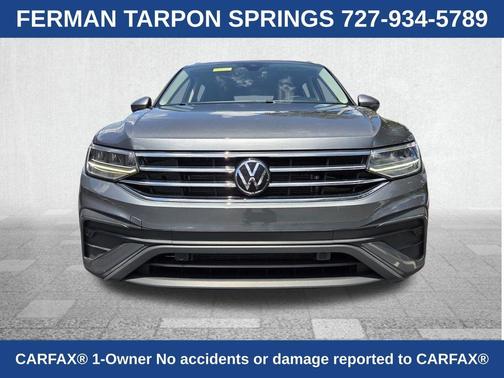 Platinum Gray Metallic 2023 Volkswagen Tiguan 2.0T SE