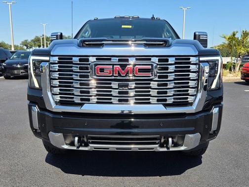 Onyx Black 2024 GMC Sierra 2500 Denali