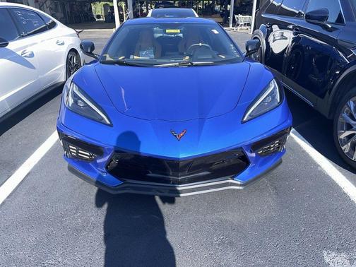 Elkhart Lake Blue Metallic 2023 Chevrolet Corvette Stingray w/2LT