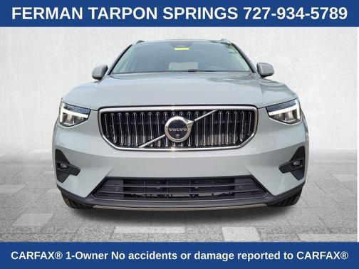 2024 Volvo XC40 B5 Plus Bright Theme