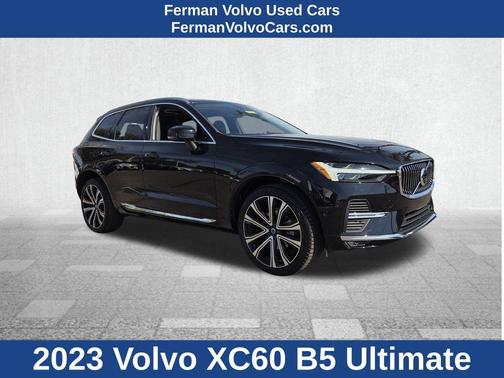 2023 Volvo XC60 B5 Ultimate Bright Theme