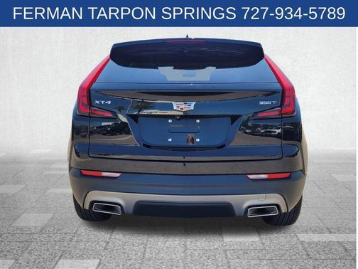 2022 Cadillac XT4 Premium Luxury