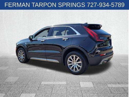 2022 Cadillac XT4 Premium Luxury