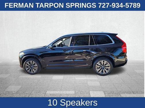 2022 Volvo XC90 T5 Momentum 7 Passenger