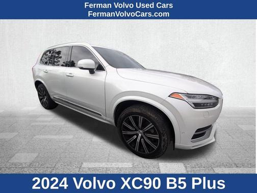 2024 Volvo XC90 B5 Plus Bright Theme