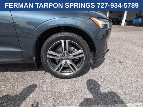 2021 Volvo XC60 T6 Momentum