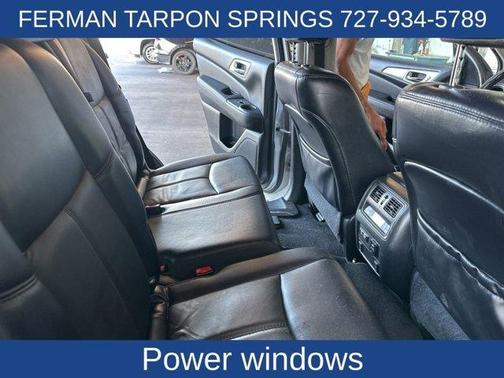 2019 Nissan Pathfinder SL