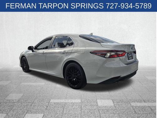 2024 Toyota Camry Hybrid LE