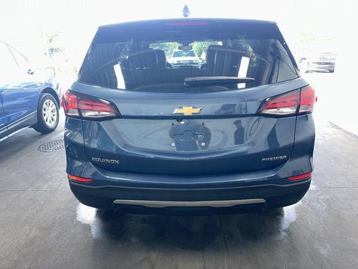 Lakeshore Blue Metallic 2024 Chevrolet Equinox Premier