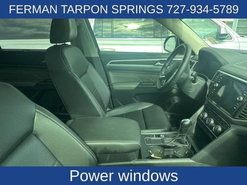 2022 Volkswagen Atlas 2.0T SE w/Technology