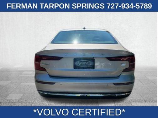 2023 Volvo S60 Recharge Plug-In Hybrid T8 Ultimate Bright Theme