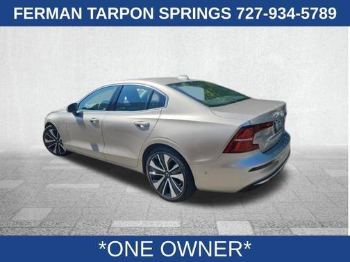 2023 Volvo S60 Recharge Plug-In Hybrid T8 Ultimate Bright Theme