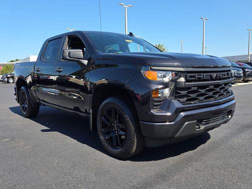 Dark Ash Metallic 2023 Chevrolet Silverado 1500 Custom