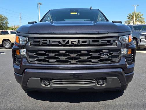 Dark Ash Metallic 2023 Chevrolet Silverado 1500 Custom