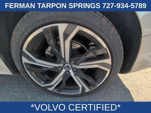 2023 Volvo S60 B5 Core Dark Theme