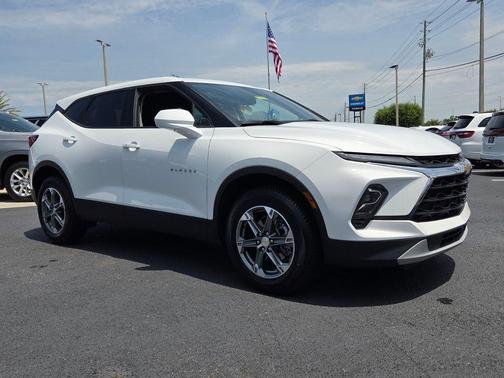 Summit White 2023 Chevrolet Blazer 2LT