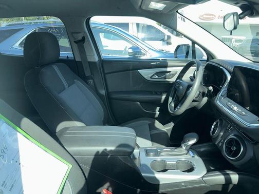 Summit White 2023 Chevrolet Blazer 2LT