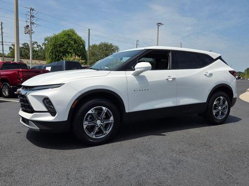 Summit White 2023 Chevrolet Blazer 2LT