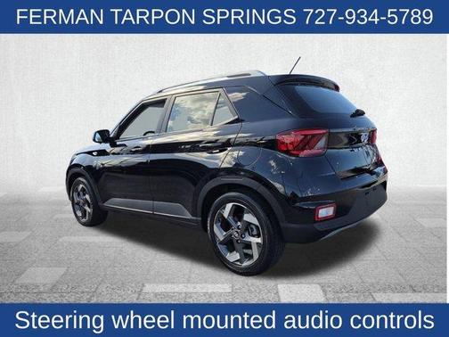 2024 Hyundai VENUE SEL