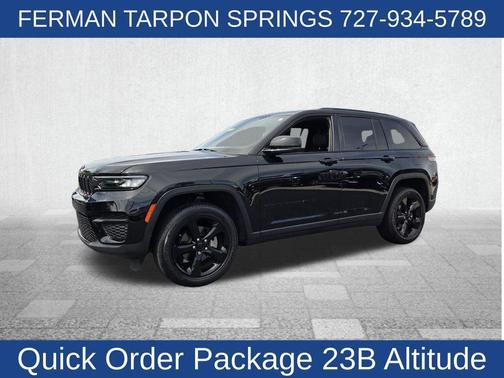 Diamond Black 2023 Jeep Grand Cherokee Altitude