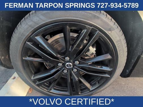 2024 Volvo S60 Recharge Plug-In Hybrid T8 Ultimate Black Edition