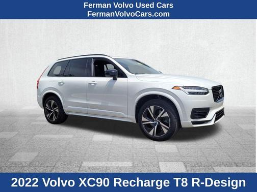 2022 Volvo XC90 Recharge Plug-In Hybrid T8 R-Design Extended Range 7P
