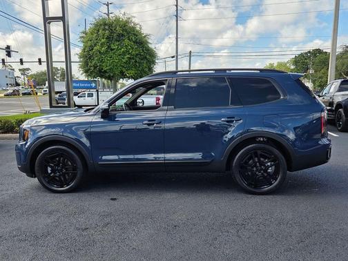 Midnight Black 2025 Kia Telluride SX-Prestige X-Line
