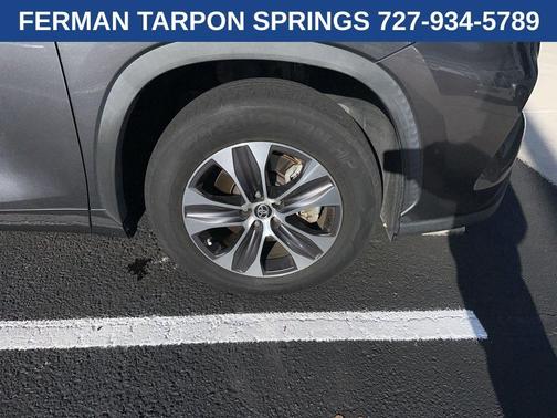 2021 Toyota Highlander Hybrid XLE