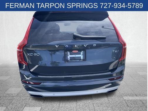 Gray Metallic 2021 Volvo XC90 T6 Momentum 6 Passenger