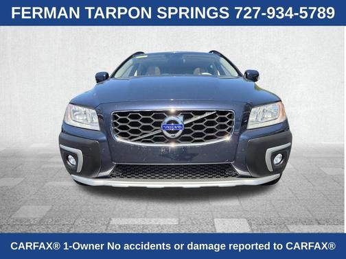 Caspian Blue Metallic 2014 Volvo XC70 3.2