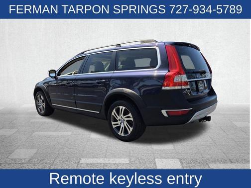 Caspian Blue Metallic 2014 Volvo XC70 3.2