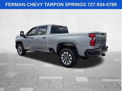 Sterling Gray Metallic 2026 Chevrolet Silverado 2500 Custom