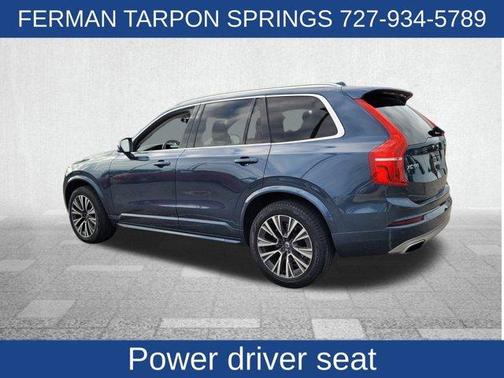 2021 Volvo XC90 T6 Momentum 7 Passenger