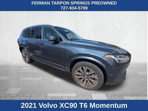 2021 Volvo XC90 T6 Momentum 7 Passenger