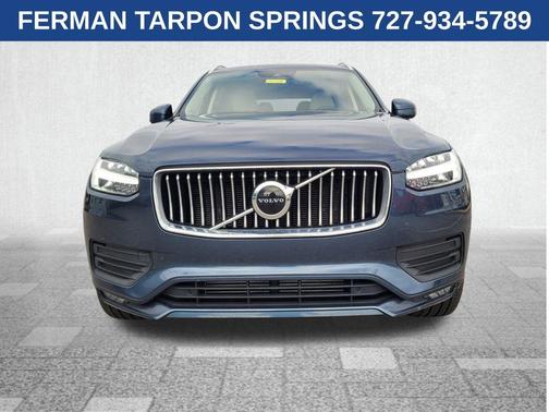2021 Volvo XC90 T6 Momentum 7 Passenger