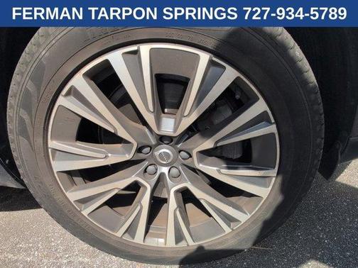 2021 Volvo XC90 T6 Momentum 7 Passenger