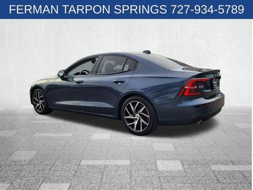 2019 Volvo S60 T5 Momentum