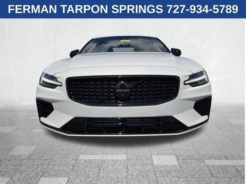 2024 Volvo S60 Recharge Plug-In Hybrid T8 Plus Black Edition