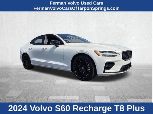 2024 Volvo S60 Recharge Plug-In Hybrid T8 Plus Black Edition