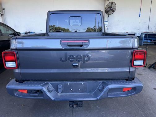 Granite Crystal Clearcoat Metallic 2021 Jeep Gladiator Sport
