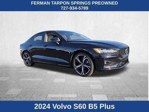 2024 Volvo S60 B5 Plus Dark Theme