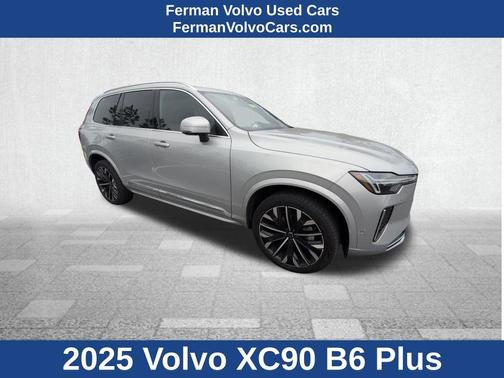 2025 Volvo XC90 B6 Plus 7-Seater