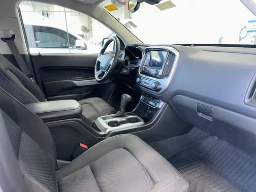 Summit White 2021 Chevrolet Colorado LT