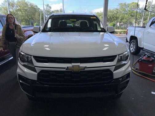 Summit White 2021 Chevrolet Colorado LT